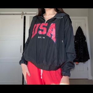 FOREVER 21 USA ZIP UP WINDBREAKER